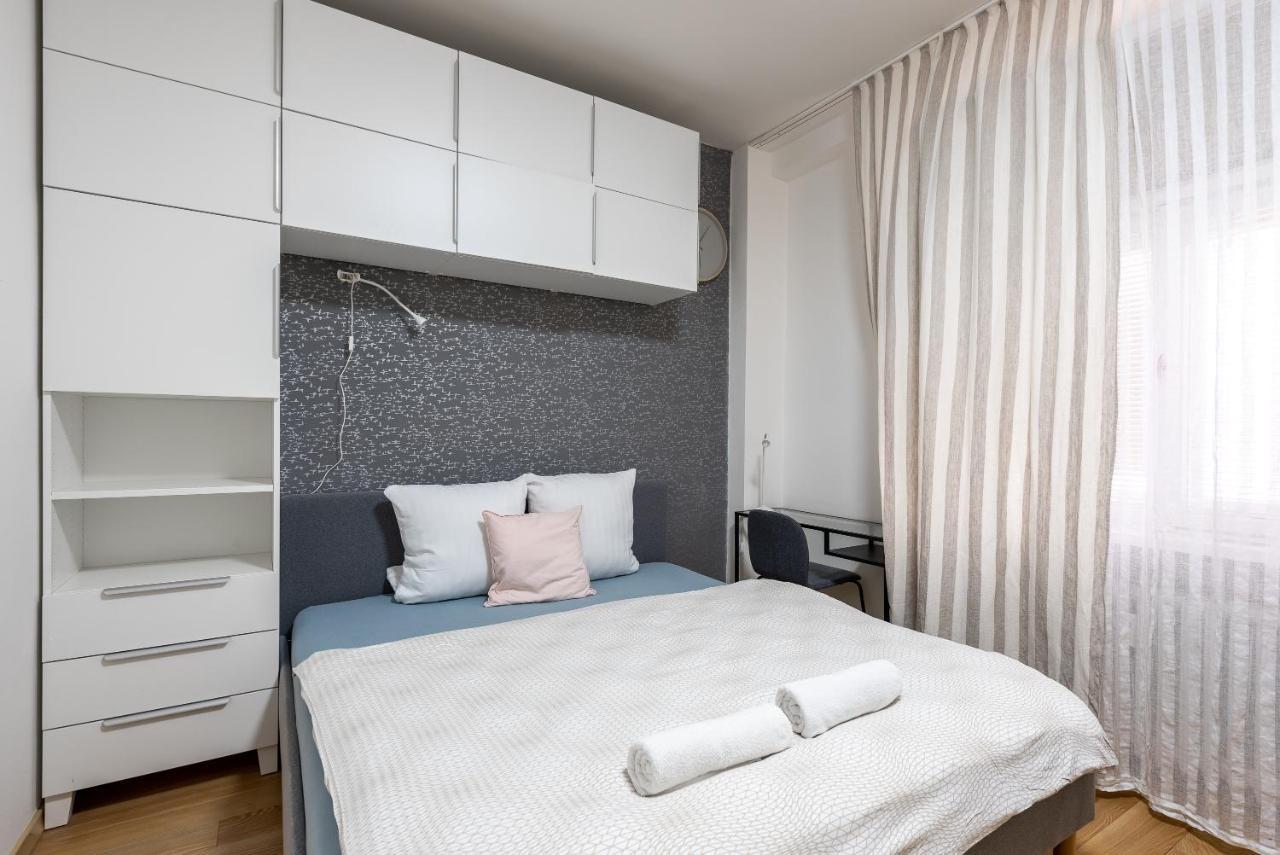 Lotus Apartment Prag Exterior foto